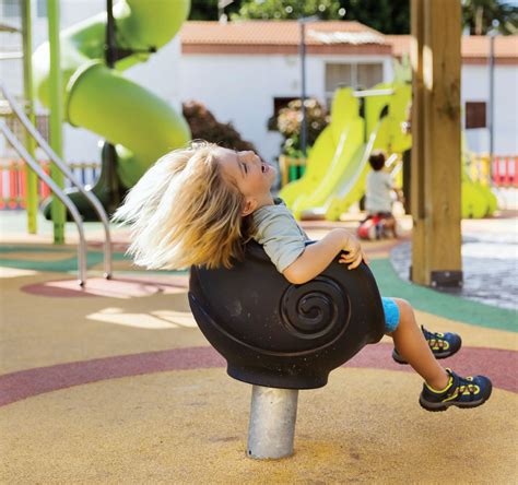 környezettudatos játszótéri eszközök