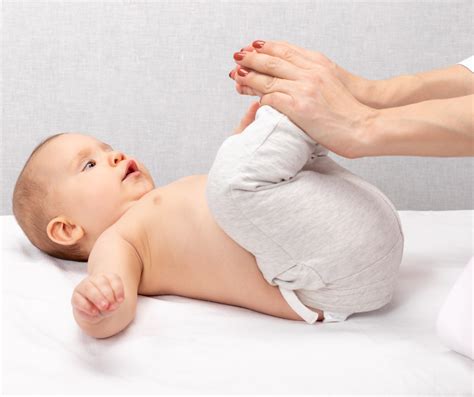 Szülők és csecsemő közös gyógytorna gyakorlata