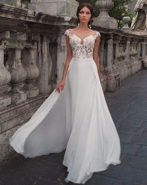 Vintage menyasszonyi ruha csipkével