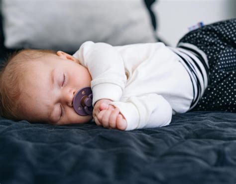 Baba altatása légzésfigyelővel