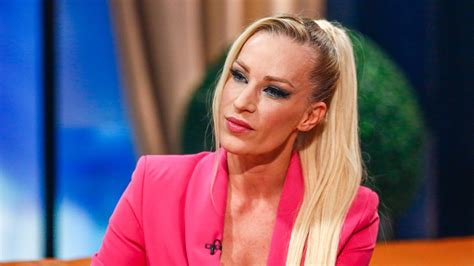 Pásztor Anna fotója