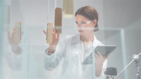 Autóalkatrészek polimer kompozitból