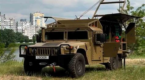 HMMWV jármű