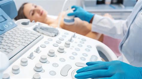 Ultrahangos vizsgálat a magzatvíz mennyiségének mérésére