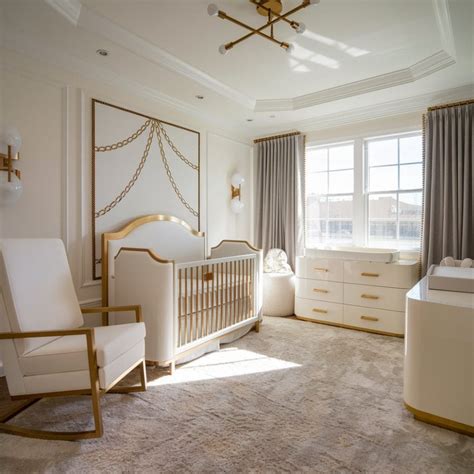 Babaágy különböző stílusokban