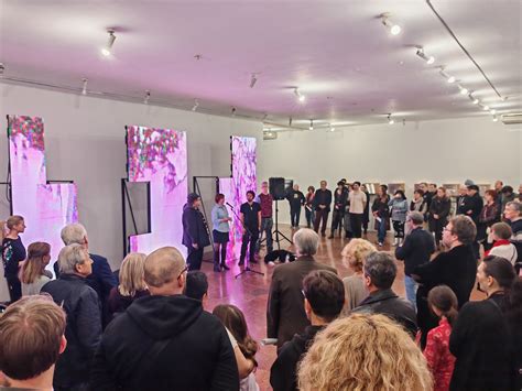 Kortárs művészeti kiállítás