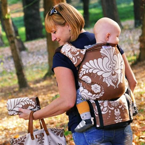 kenguru kontra hordozókendő