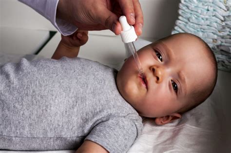 Csecsemő vitamin szedése