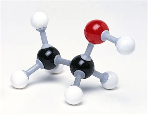 Alkohol molekula