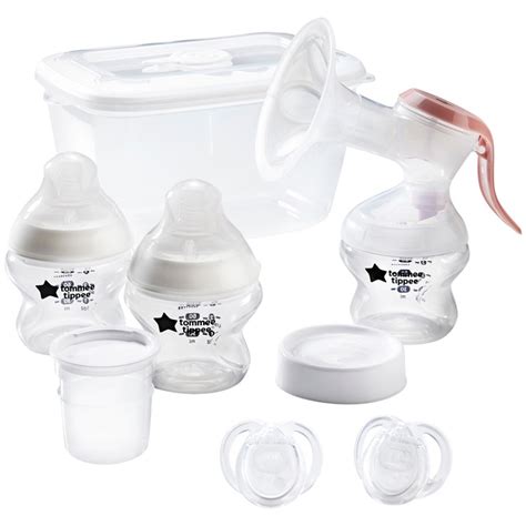 Tommee Tippee Closer to Nature kézi mellszívó használat közben