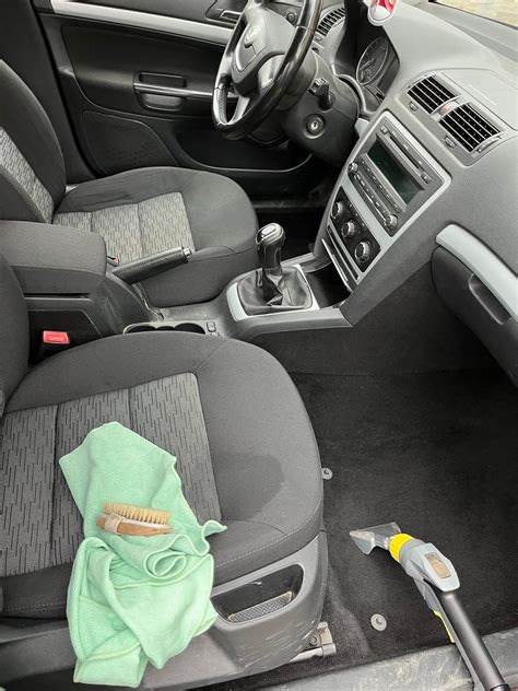 Chicco márka logója és termékcsaládja