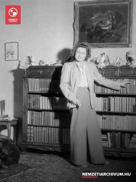 Lomb Katalin portréja