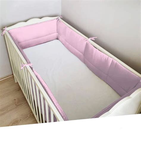 Babaágy rácsvédő