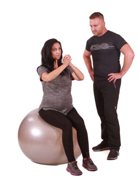 Gyakorlatok fitnesz labdával kismamáknak