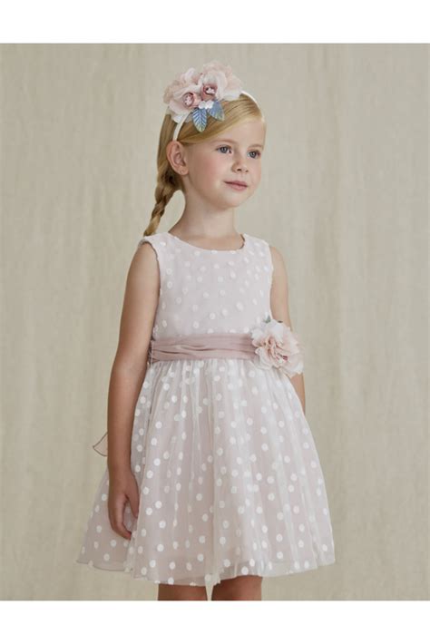 gyerekruha hajtogatása komódban