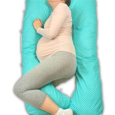 Különböző formájú és méretű kismama párnák