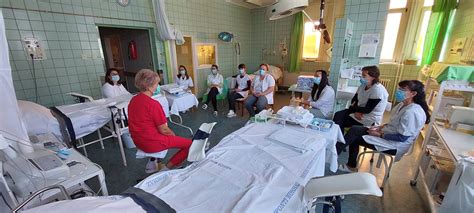 Modern szülőszoba egy magánklinikán