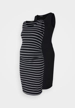 Kismama ruhák az Auchanban