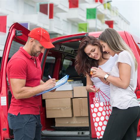 babakocsi szállítása vonatban