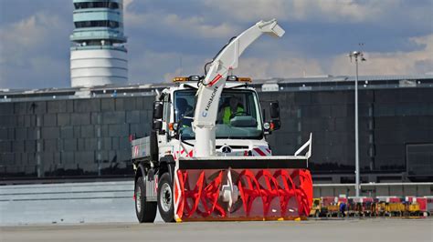 Különböző típusú tehergépkocsik