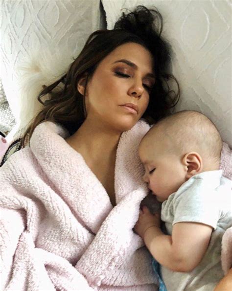 kisgyermekes anyuka hobbival