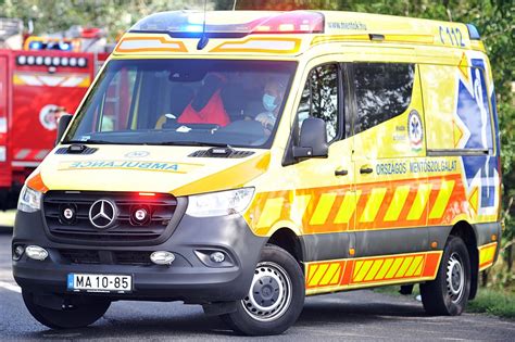 mentők életet mentenek