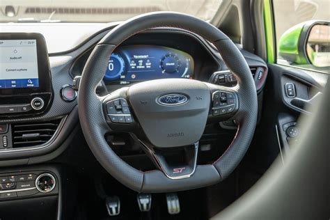 Ford Fiesta beltér és műszerfal