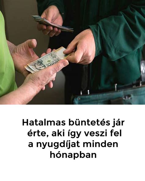 Gyermek, aki önállóan veszi fel a cipőjét