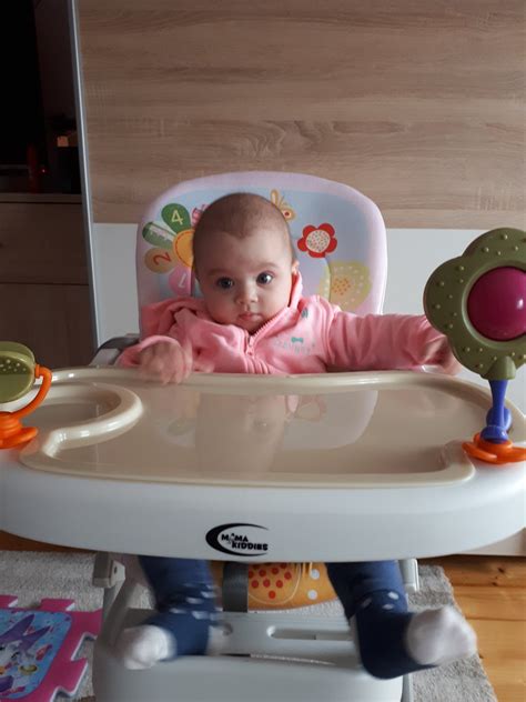 MamaKiddies etetőszék különböző színekben